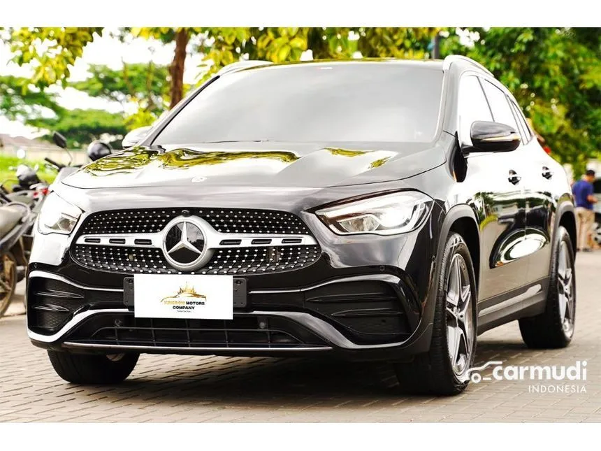 2021 Mercedes-Benz GLA200 AMG Line SUV