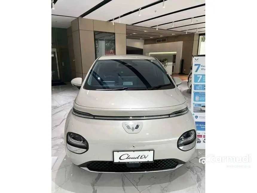 2024 Wuling Cloud EV EV Hatchback