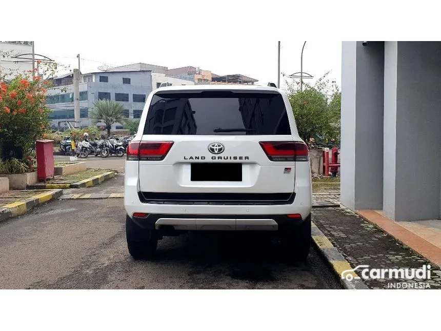 2024 Toyota Land Cruiser 300 GR-S SUV