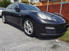 2011 Porsche Panamera 4.8 S Hatchback