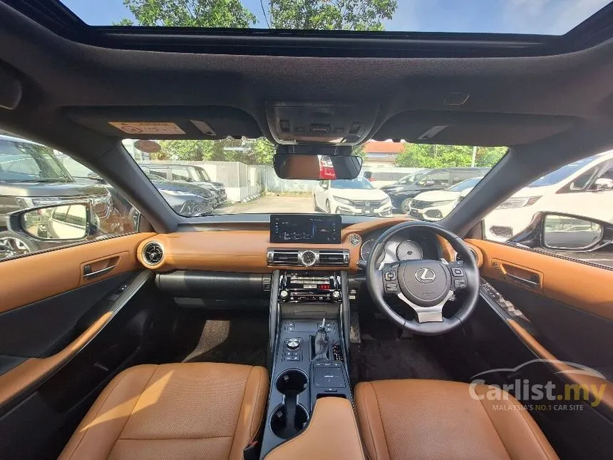 2021 Lexus IS300 Luxury Sedan