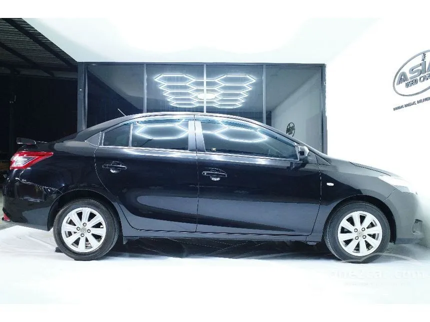 2013 Toyota VIOS E Sedan