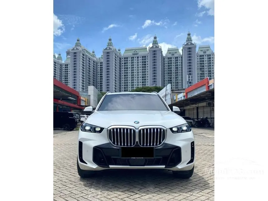 2024 BMW X5 xDrive40i M Sport SUV