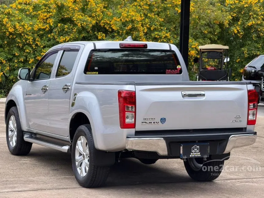 2017 Isuzu D-MAX Hi-Lander Z-Prestige Cab-4 Pickup