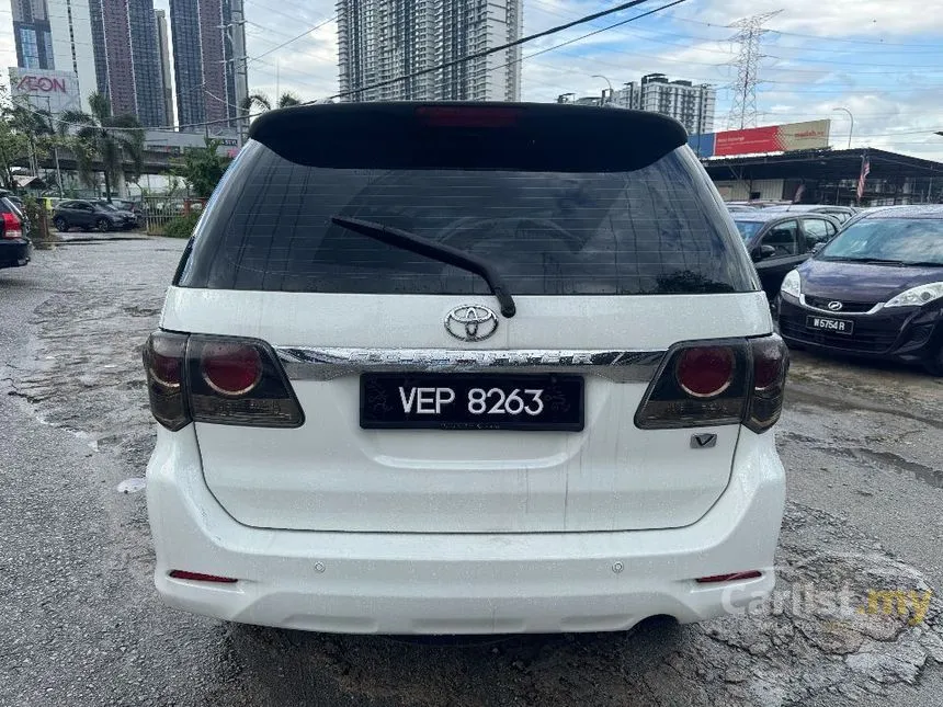 2015 Toyota Fortuner V SUV