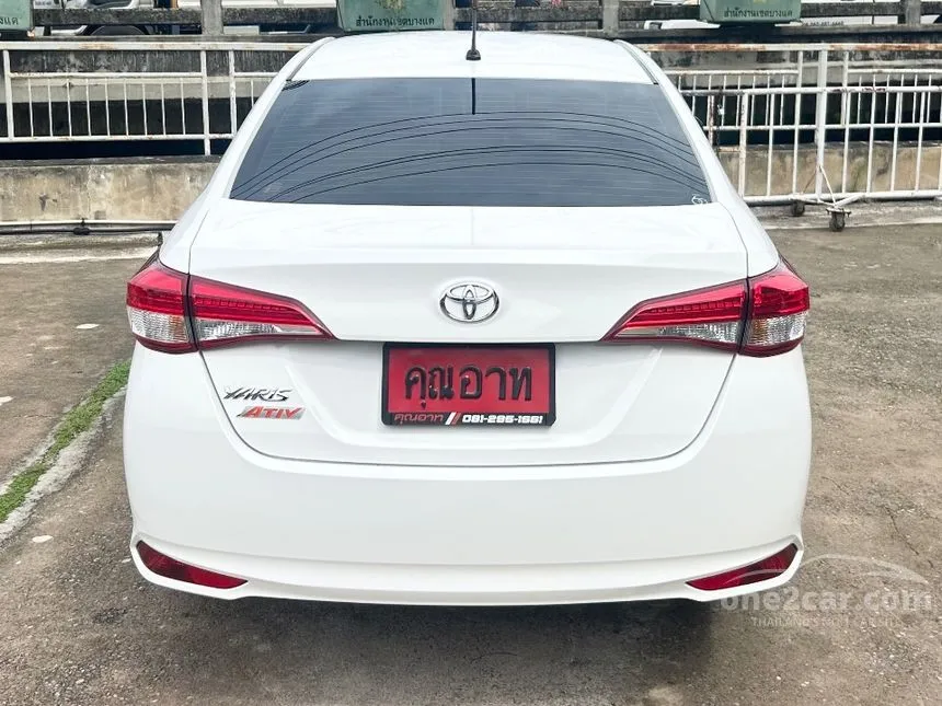 2022 Toyota Yaris Ativ Entry Sedan