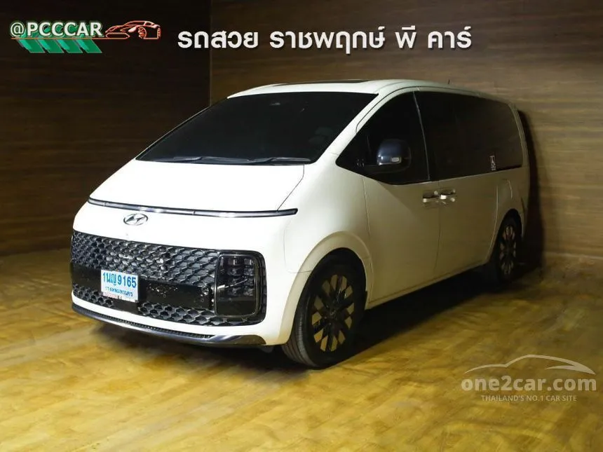2022 Hyundai Staria Premium Van