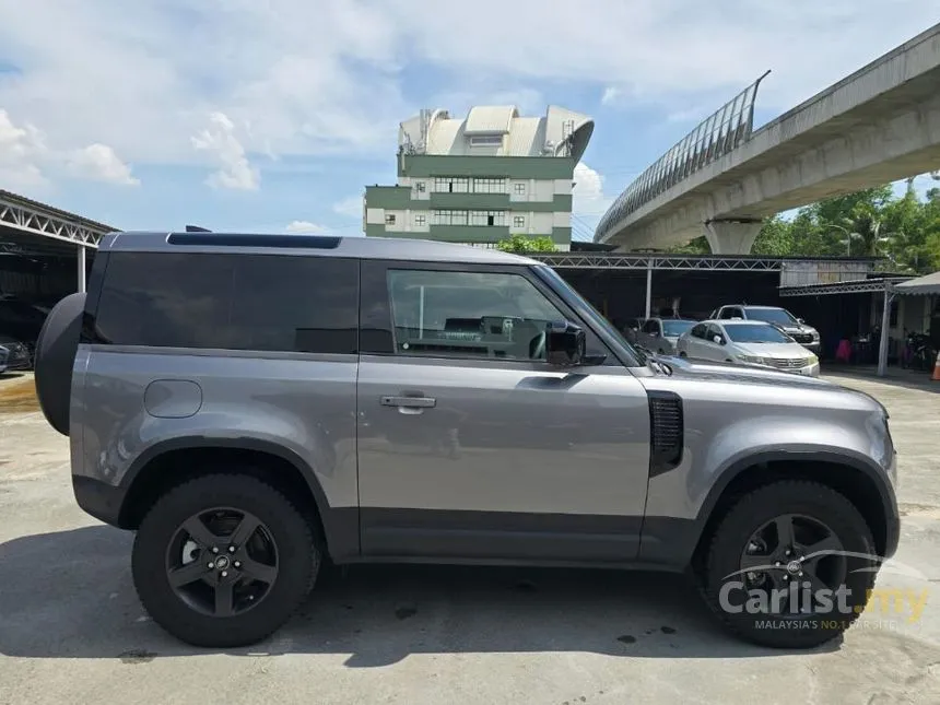 2022 Land Rover Defender 90 P300 SUV