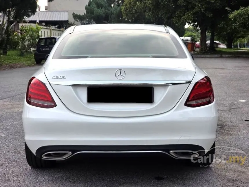 2018 Mercedes-Benz C200 AMG Line Sedan