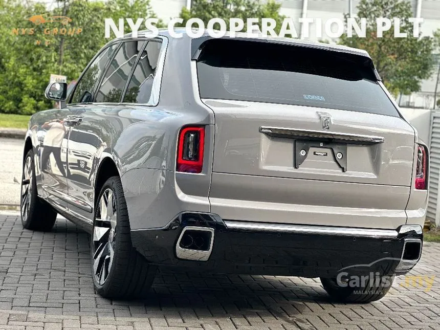 2025 Rolls-Royce Phantom Series II Sedan