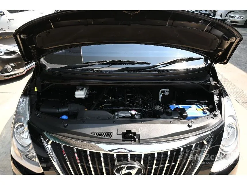 2016 Hyundai H-1 Elite Van