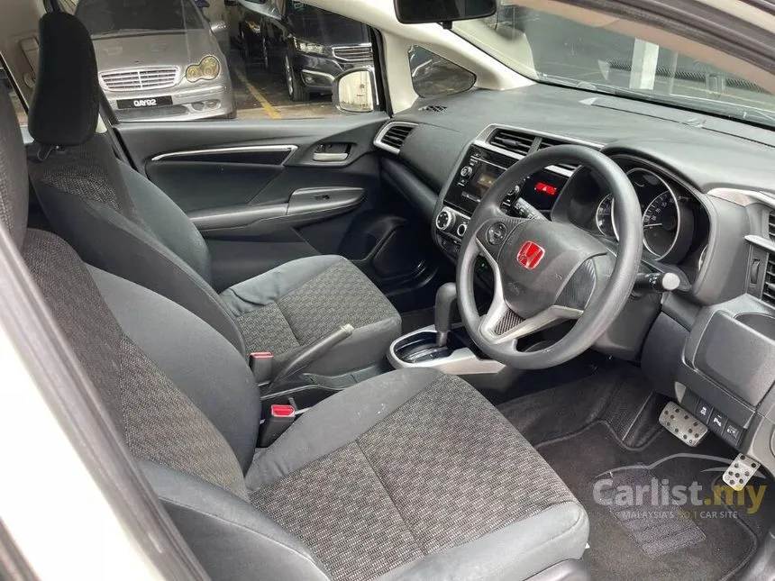 2016 Honda Jazz E i-VTEC Hatchback