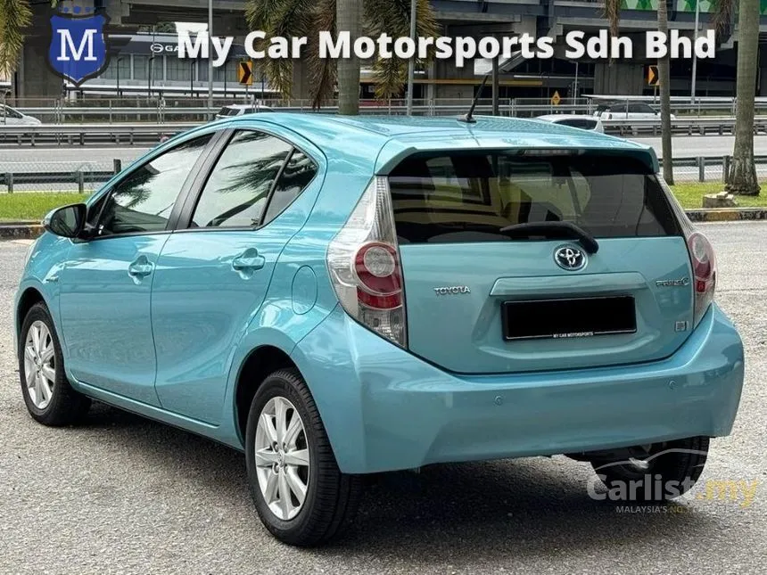 2013 Toyota Prius C Hybrid Hatchback