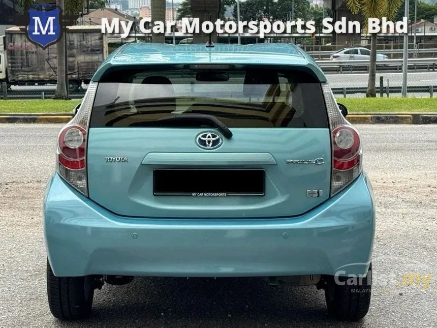2013 Toyota Prius C Hybrid Hatchback