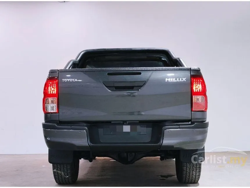 2016 Toyota Hilux Standard Dual Cab Pickup