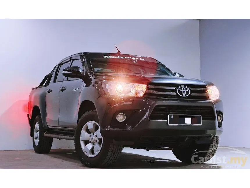 2016 Toyota Hilux Standard Dual Cab Pickup