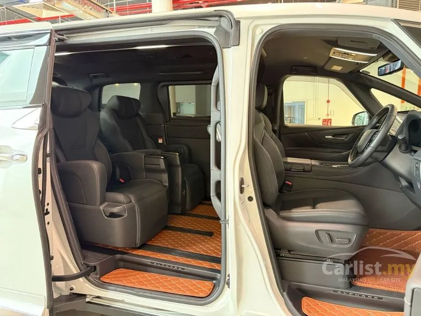 2024 Toyota Alphard Z 7-Seater MPV