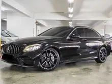 2018 Mercedes-Benz C300 2.0 AMG / HAP SENG SERVICE RECORD / 80K KM / DIGITAL METER / RED INTERRIOR / BURMESTER / PAN ROOF / SUPERCARKING / 3Y WARRANTY