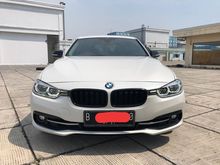 2016 BMW 320i 2.0 Sport Sedan