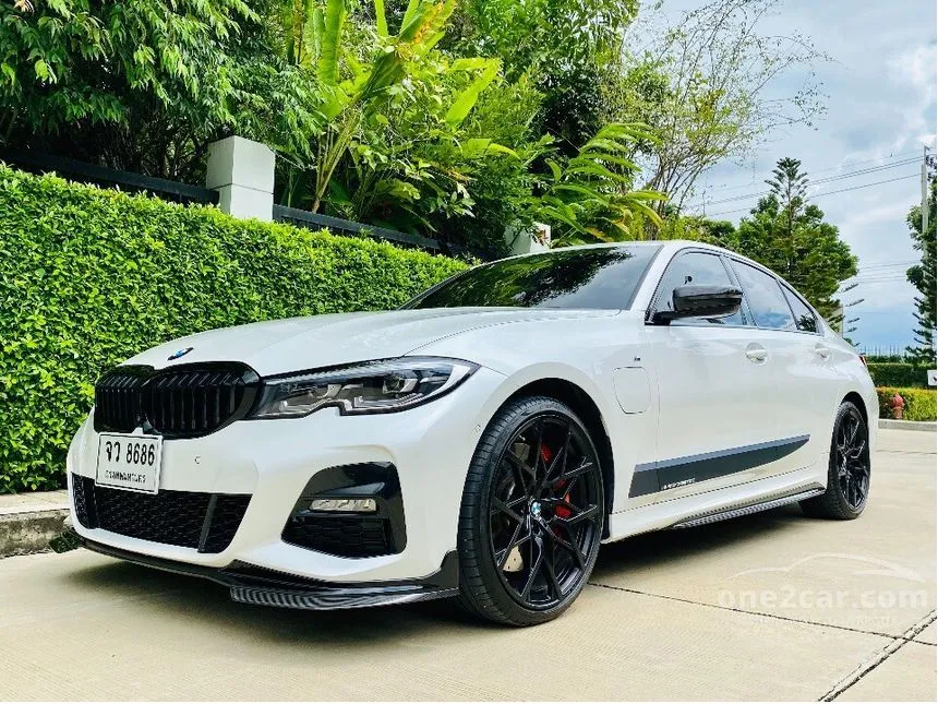 2020 BMW 330e 2.0 null null for sale on One2car