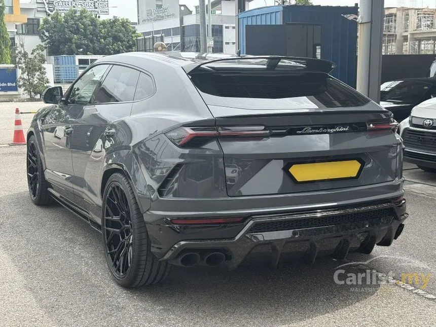 2022 Lamborghini Urus SUV