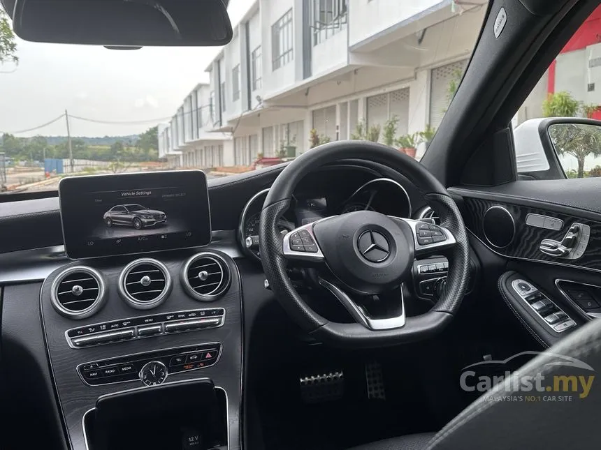 2016 Mercedes-Benz C200 AMG Line Sedan