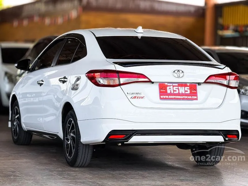 2020 Toyota Yaris Ativ Sport Sedan