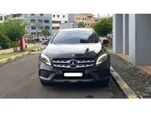 2018 Mercedes-Benz GLA200 1.6 AMG SUV coklat km 31 ribuan pajak panjang