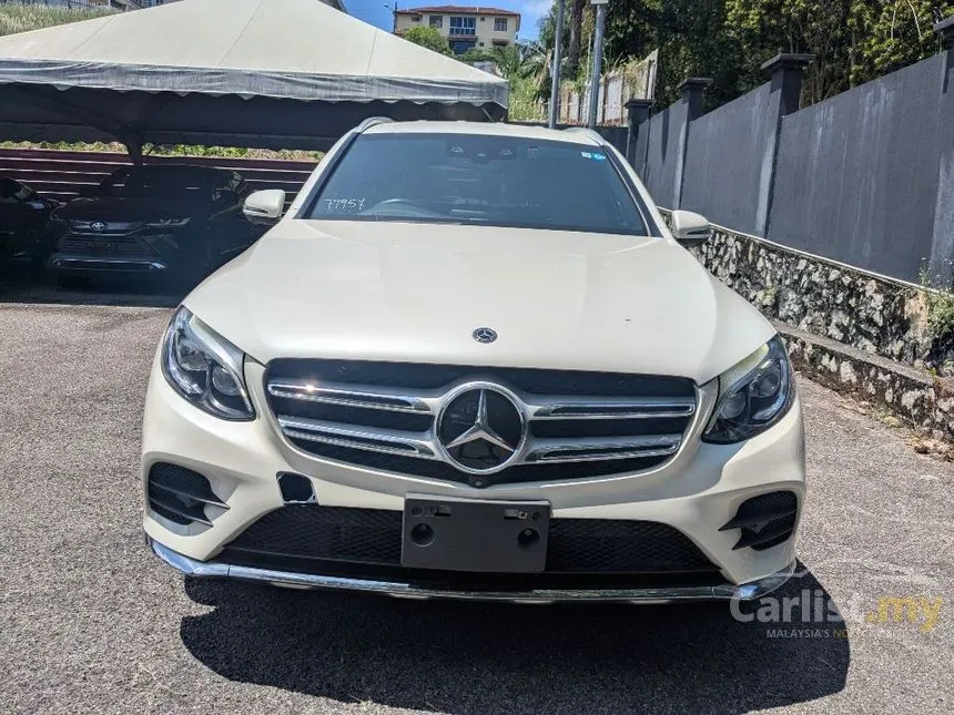 2019 Mercedes-Benz GLC250 4MATIC AMG Line SUV