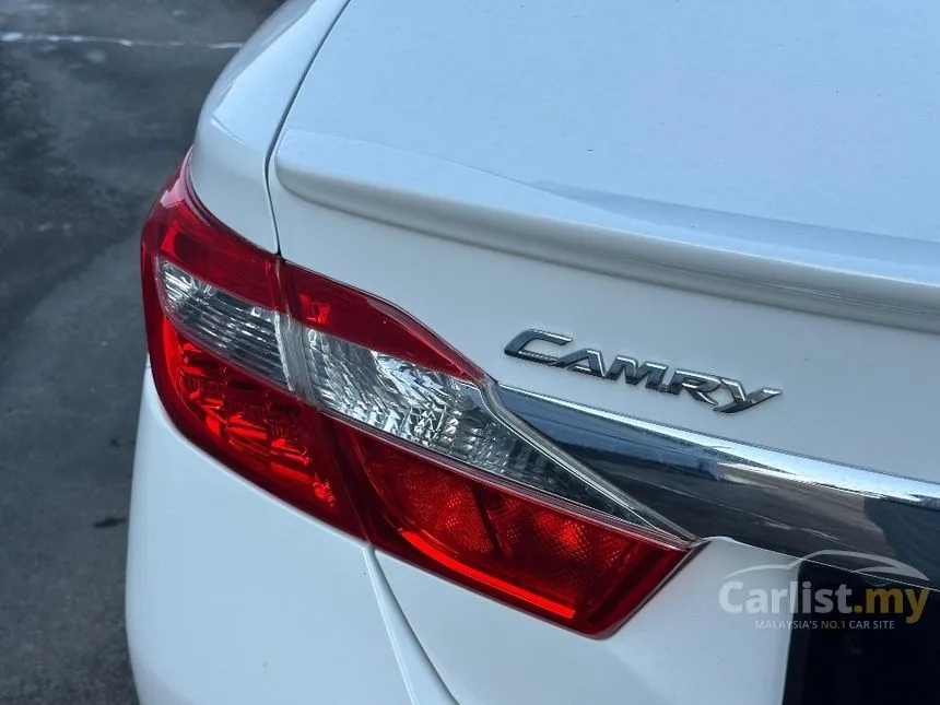 2014 Toyota Camry V Sedan