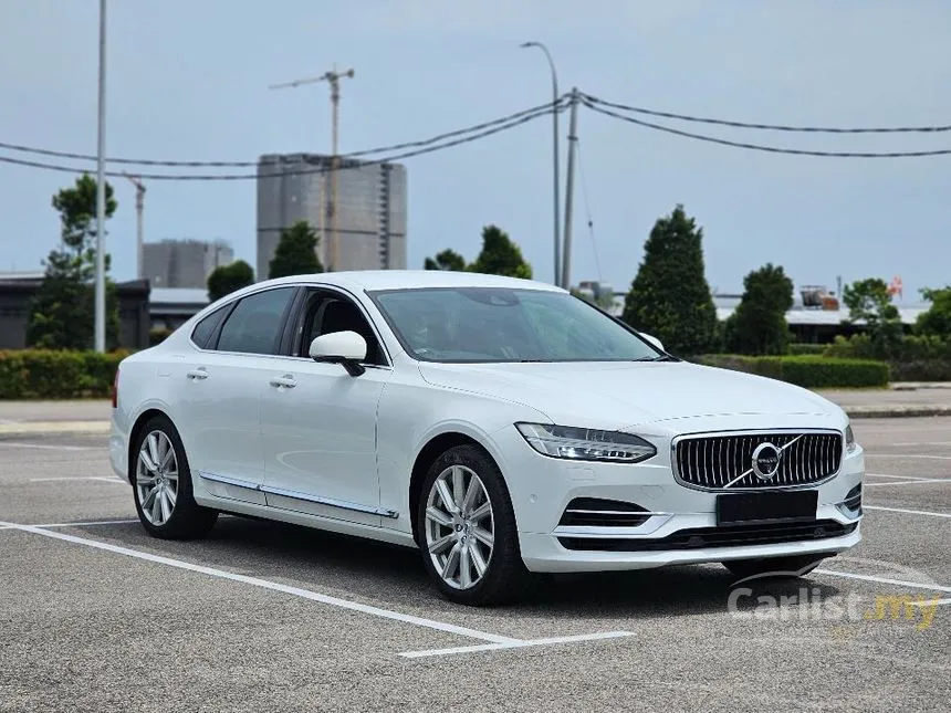 2018 Volvo S90 T8 Inscription Sedan