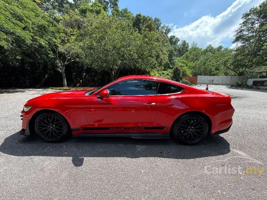 2018 Ford MUSTANG EcoBoost Coupe