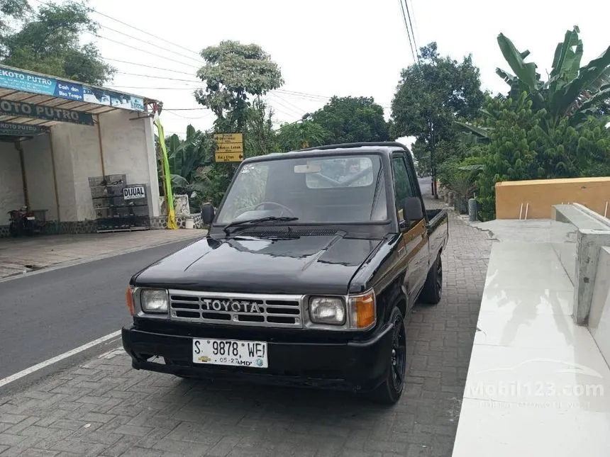 Jual Mobil Toyota Kijang Pick Up 1986 1.5 Pick Up 1.5 di Jawa Timur Manual Pick Up Hitam Rp 29.000.000