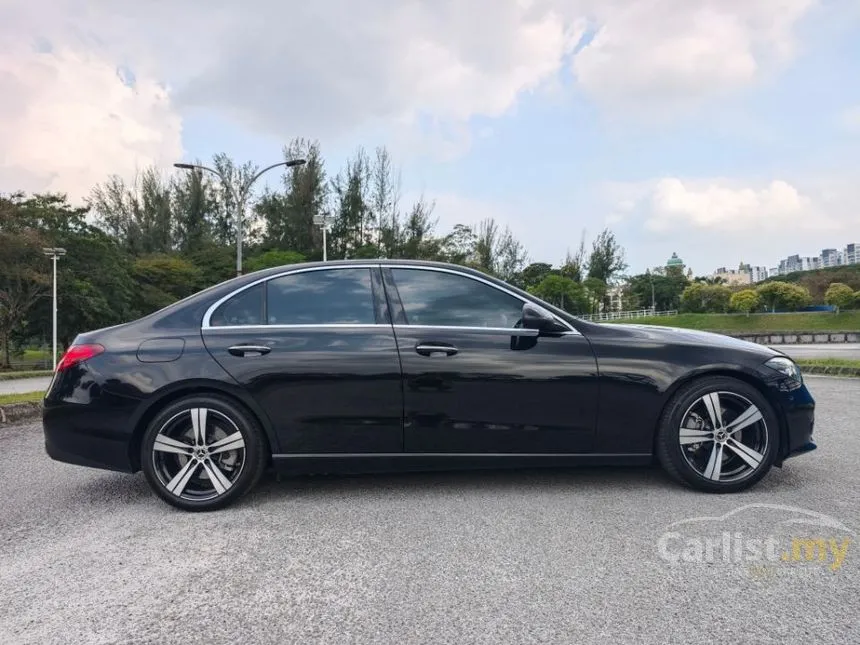 2022 Mercedes-Benz C200 Avantgarde Sedan
