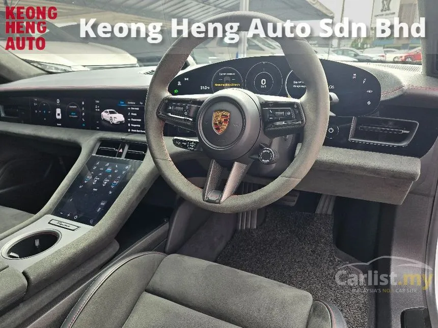 2022 Porsche Taycan GTS Sedan