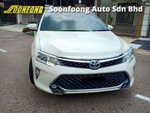 2017 Toyota Camry 2.5 Hybrid Premium Sedan