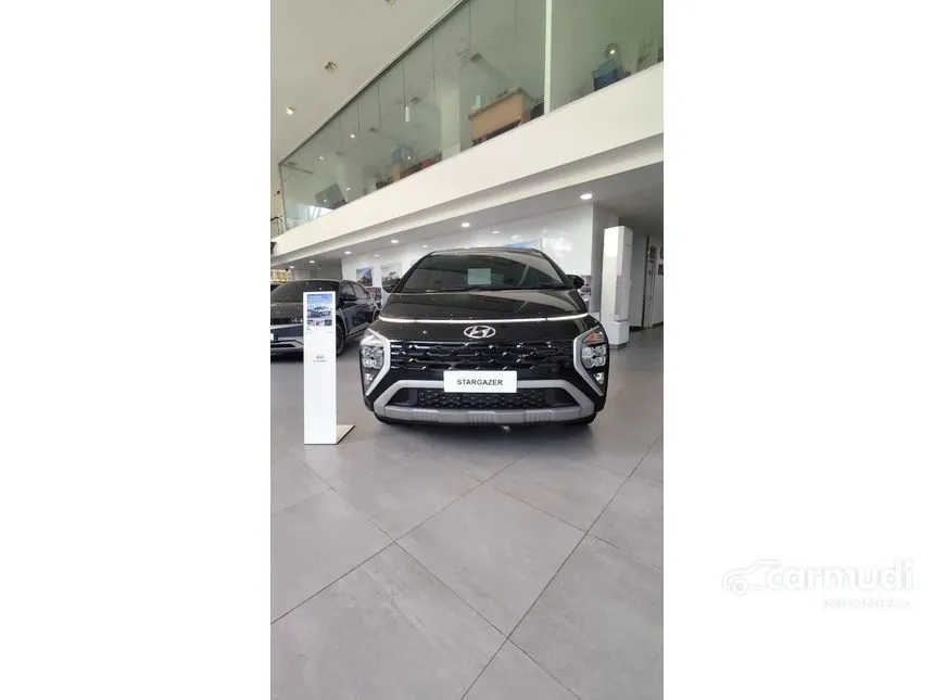 2025 Hyundai Stargazer Essential Tech MPV