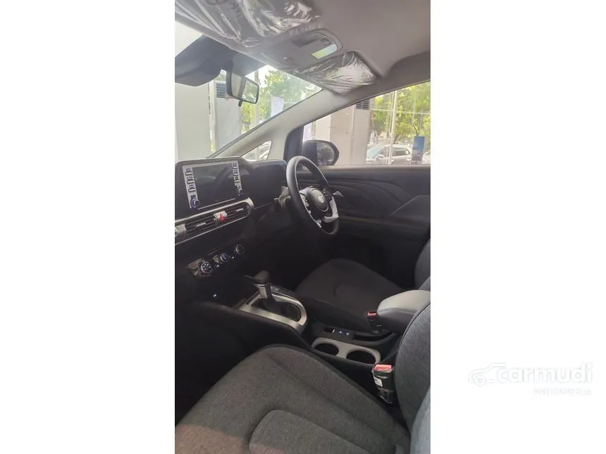 2025 Hyundai Stargazer Essential Tech MPV