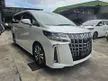Recon 2019 Toyota Alphard 2.5 SC UNREG SUNROOF DIM BSM