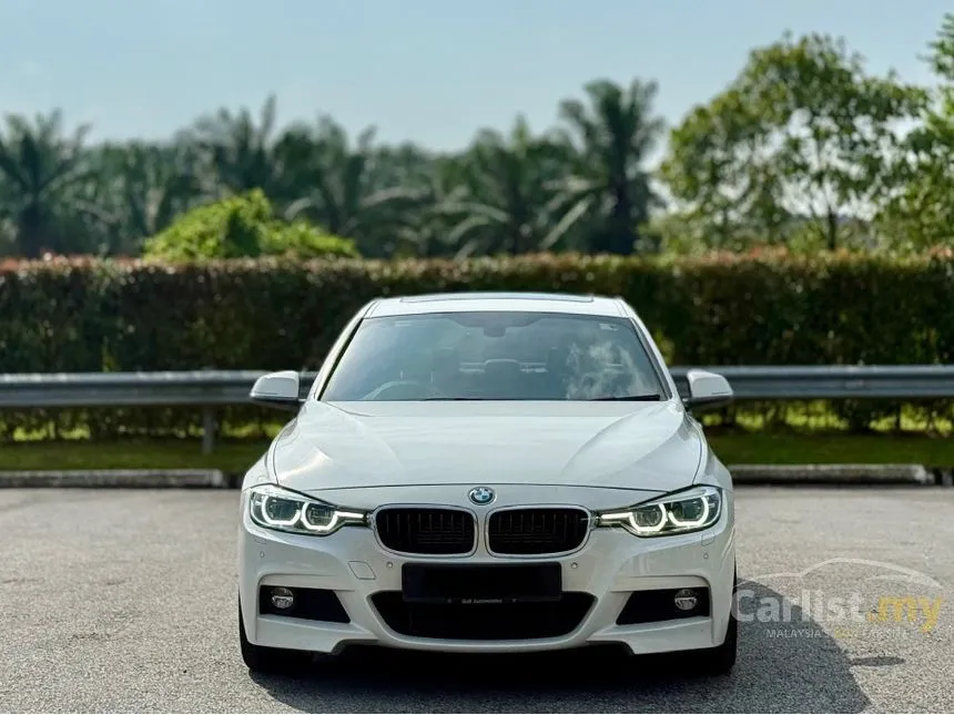 2019 BMW 330e M Sport Sedan