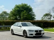 -2019- BMW 330e 2.0 M Sport Sedan CARKING / WELCOME