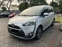 2017 Toyota Sienta 1.5 V MPV AT Silver CVT
