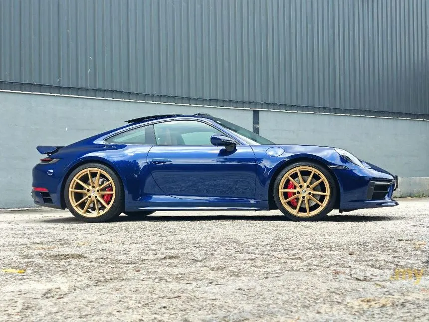2024 Porsche 911 Carrera 4S Coupe