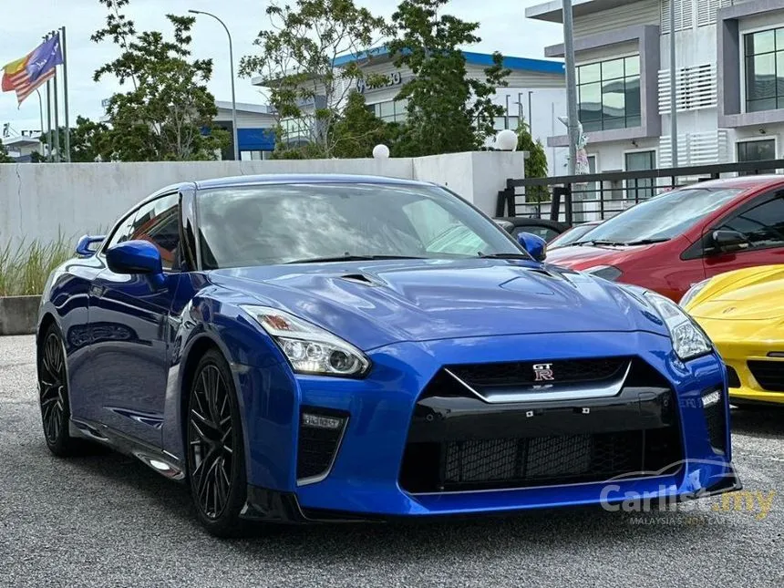 2022 Nissan GT-R Coupe
