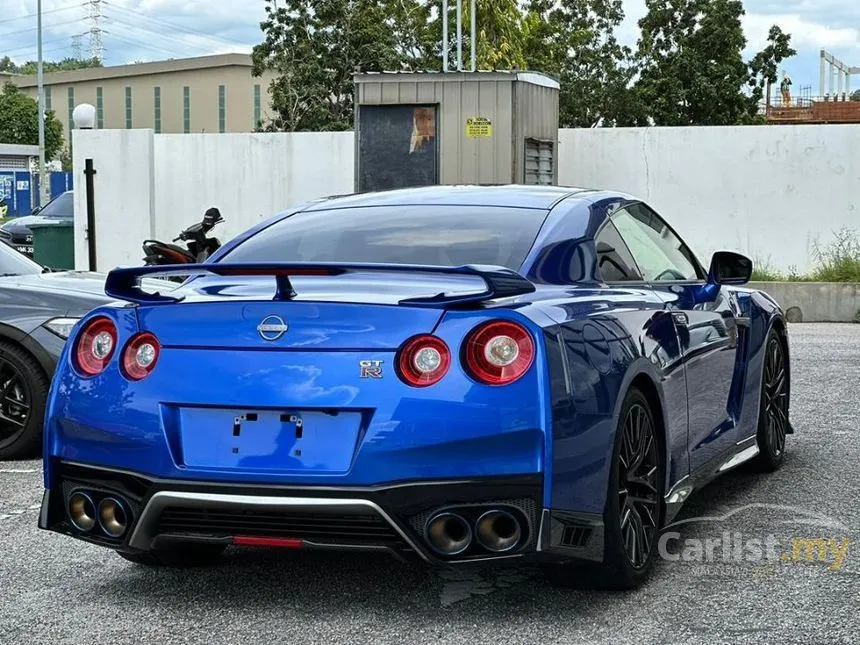 2022 Nissan GT-R Coupe