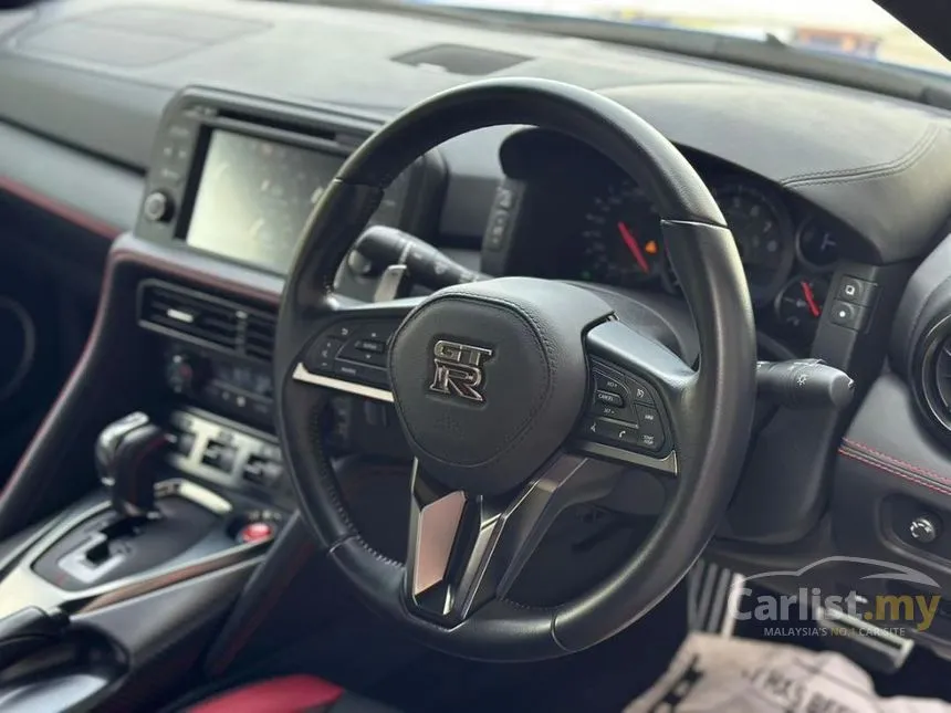2022 Nissan GT-R Coupe