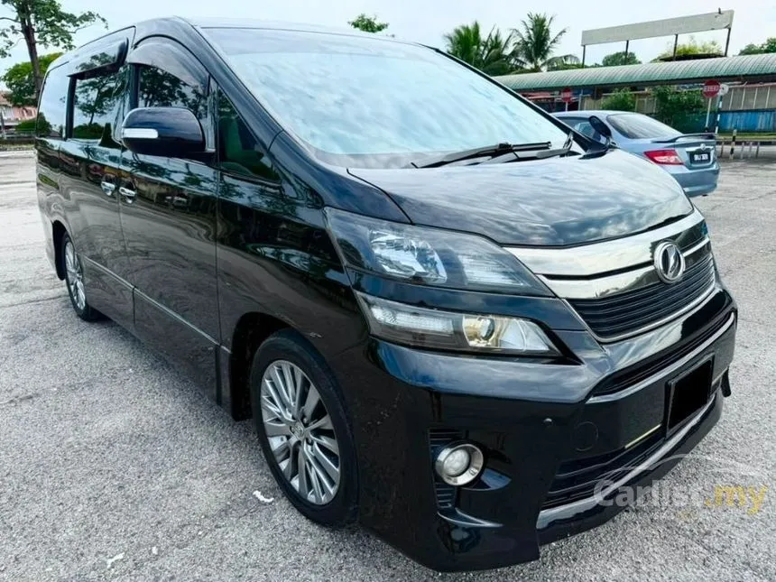 2013 Toyota Vellfire Z Golden Eyes MPV
