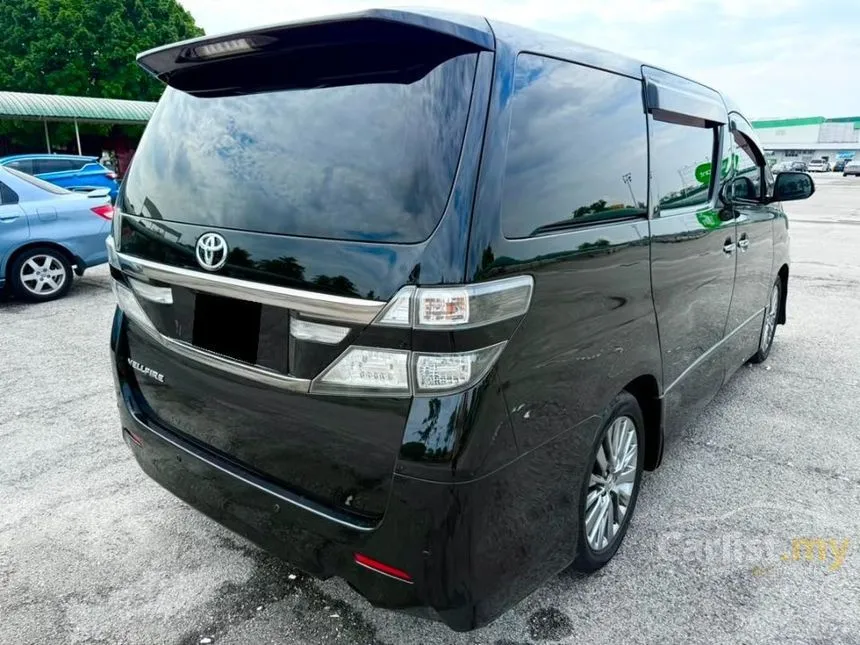 2013 Toyota Vellfire Z Golden Eyes MPV
