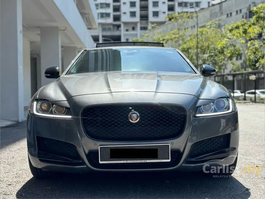 2016 Jaguar XF R-Sport Sedan
