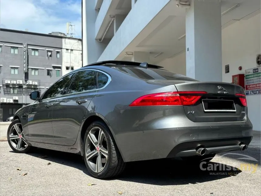 2016 Jaguar XF R-Sport Sedan